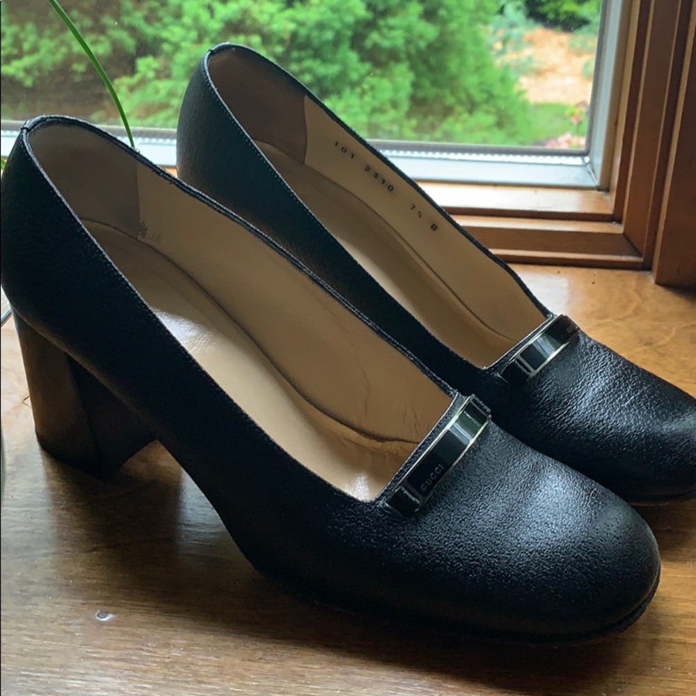 Gucci black round toe heels. Size 7.5